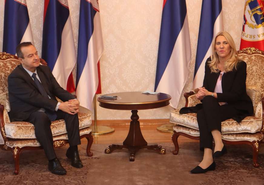 Cvijanovićeva naglasila jačanje bratskih veza: Institucionalni odnosi Srpske i Srbije na najvišem nivou