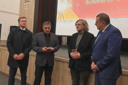 VRIJEDNA DONACIJA Kusturica poklonio 10 digitalizovanih filmova Kinoteci Srpske