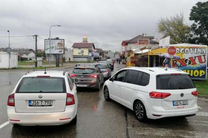 Ako putujete, obratite pažnju: Na ovim graničnim prelazima sa Hrvatskom su povremene gužve