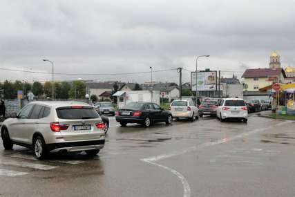 Čekanja do 30 minuta: Pojačan saobraćaj na izlazu iz BiH