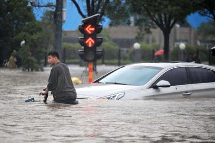 Kiša izazvala poplave i klizišta: U Kini ugroženo skoro DVA MILIONA LJUDI