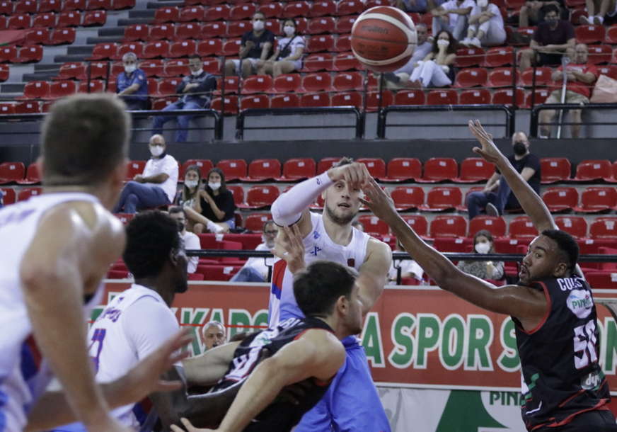 STRAŠNA PARTIJA Amerikanac 14 minuta sam davao poene u Turskoj(VIDEO)
