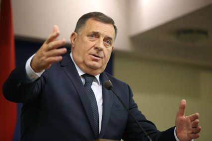 "Ne mogu okupatori kakav je Šmit nametati svoje stavove" Dodik poručio da će Srpska uzeti ono što joj po Ustavu pripada