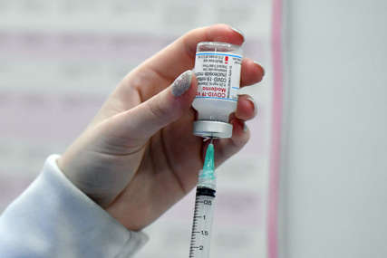 POLOVINA DOZE ZA ODRASLE “Moderna” tvrdi da njena vakcina stvara jak imuni odgovor kod djece