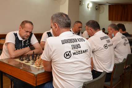 Mozzart podržao šahovske prvake Srpske iz Gacka: U ŠK “Mladost” uspješno vode i školu za buduće velemajstore