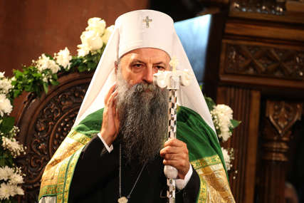 AUTOKEFALNOST ZVANIČNO PRIZNATA Patrijarh Porfirije uručio tomos Makedonskoj pravoslavnoj crkvi