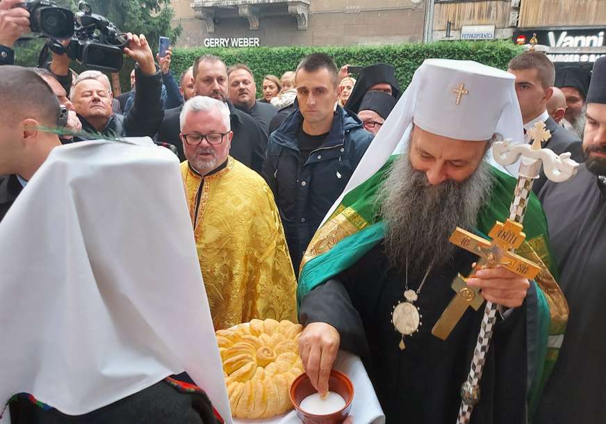 PRVA POSJETA Patrijarha Porfirija u Sarajevu dočekali brojni vjernici (FOTO)