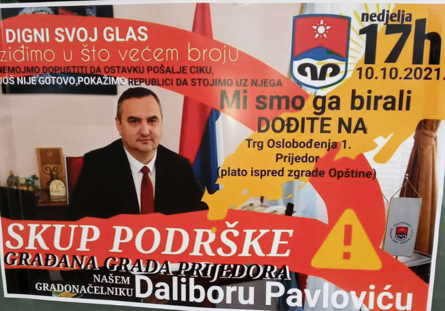 "Pokažimo da STOJIMO IZA NJEGA" Grupa građana u Prijedoru plakatima poziva na skup podrške skandaloznom gradonačelniku Pavloviću (FOTO)