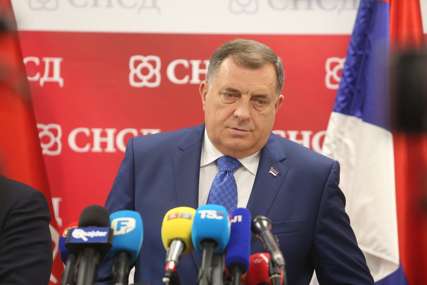 Dodik nakon sjednice Izvršnog komiteta SNSD „Srpskoj treba da pripadne položaj glavnog pregovarača s EU“