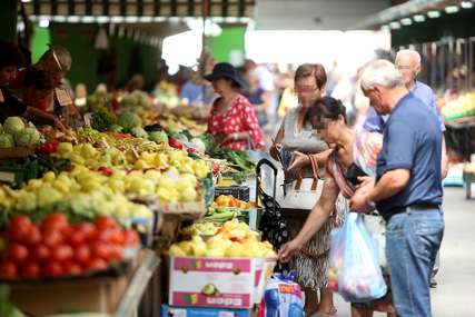 Poskupljuje nit' tiho, nit' blago: Povrće i voće domaće, a cijene evropske