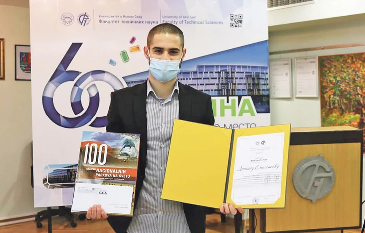 Odustao od profesionalnog fudbala i postao NAJBOLJI STUDENT: Dragan (25) ima ozbiljne planove i važnu poruku za mlade