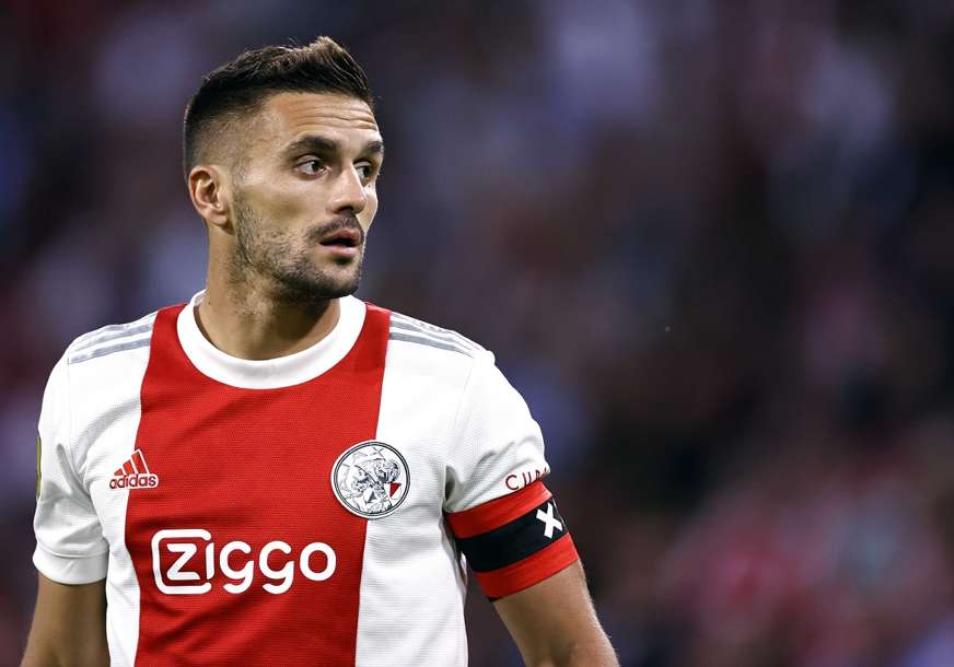 Udarac u nezgodno mjesto: Tadić se zakucao u stativu, ali je postigao gol (VIDEO)