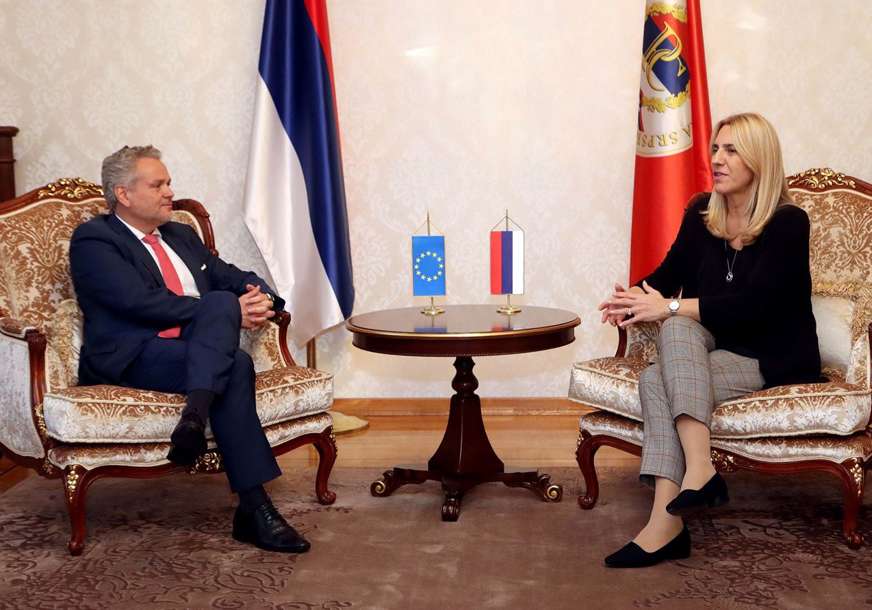 Cvijanovićeva na sastanku sa Satlerom: Potreban izbalansiran pristup međunarodnih aktera prema BiH