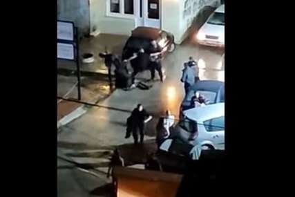 Detalji KRVAVOG OBRAČUNA u Kosovskoj Mitrovici: Tuča počela u kafiću, pa se nastavila u bolnici (VIDEO)