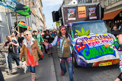 Socijalni eksperiment koji traje 50 godina: Kristijanija je najveća hipi zajednica u Evropi (FOTO)