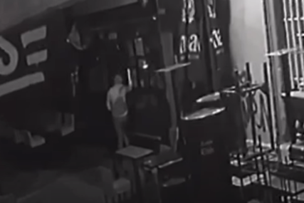 Dva pokušaja pljačke spriječena: Muškarac za jednu noć u Sarajevu opljačkao tri radnje (VIDEO)
