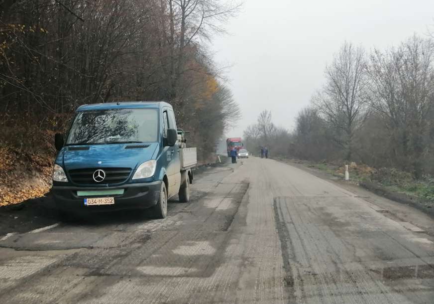 Ponovo prohodan put Gradiška - Kozarska Dubica:  Vozi se usporeno ali bez većih poteškoća (FOTO)