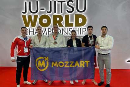 FOTO: MOZZART