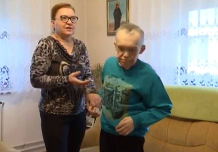 Staka je pokazala nesebično i veliko srce: Ova žena je jedna od rijetkih koja je hranitelj odrasloj osobi (VIDEO)