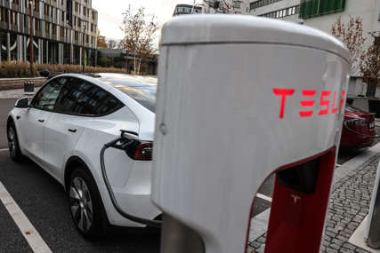 Tesla odbija subvenciju od 1,14 milijardi evra: Povlače prijavu za državnu pomoć za gradnju fabrike baterija u Njemačkoj