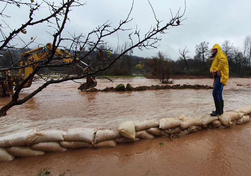 “Sava, Bosna i Drina u porastu, Vrbas u opadanju” U toku uklanjanje posljedica poplava u Trnovu i Istočnoj Ilidži