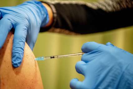 Stručnjaci savjetuju "Vakcinisati djecu ako su u riziku da se teško razbole"