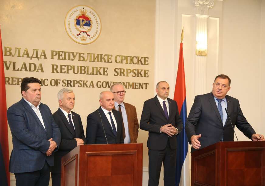 "Donijećemo nove zakone koji neće biti protiv Ustava BiH" Dodik pozvao opoziciju na razgovore (FOTO)