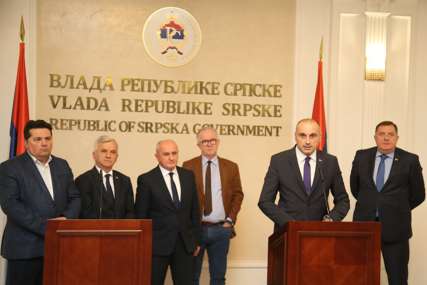 „Korumpirani avanturisti opasnih namjera“ Pet stvari koje opozicija najviše zamjera vlasti u Republici Srpskoj