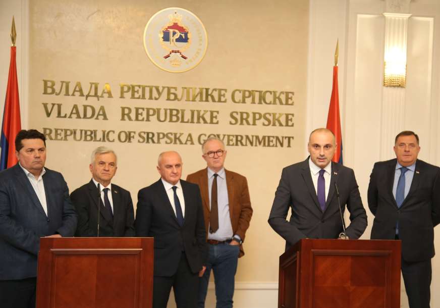 „Korumpirani avanturisti opasnih namjera“ Pet stvari koje opozicija najviše zamjera vlasti u Republici Srpskoj