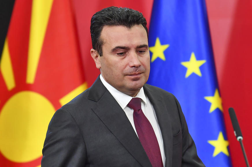Odložena ostavka Zaeva: Stravična nesreća potresla Sjevernu Makedoniju