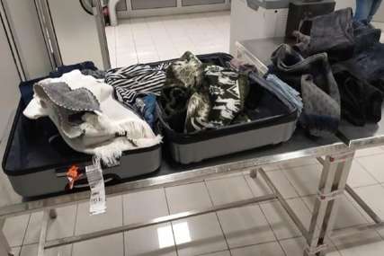 Carinici uradili analize i ostali u šoku: Otkriven kofer pun garderobe NATOPLJENE KOKAINOM