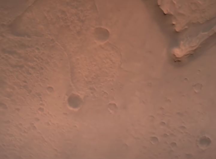 Još jedno otkriće: NASA na Marsu otkrila krater koji je nastao od udara asteroida (VIDEO)