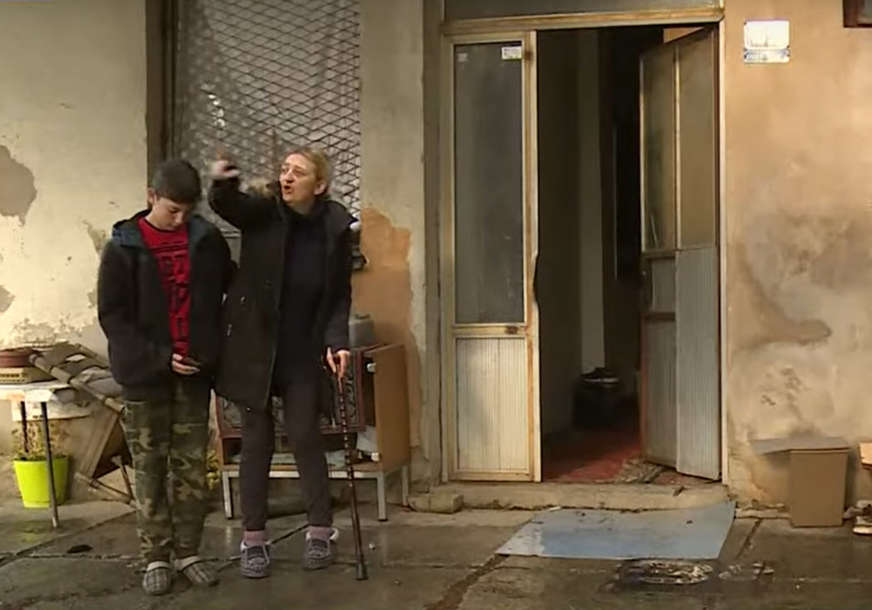 Teška sudbina Maje i njenog sina Radomira: Žive na ivici egzistencije, a za Novu godinu žele SAMO JEDNO (VIDEO)