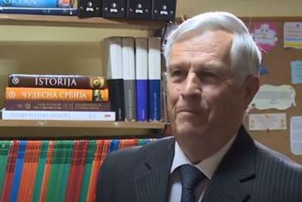 Učitelj, bibliotekar i direktor: Milenko Vučković proveo radni vijek u školi (VIDEO)