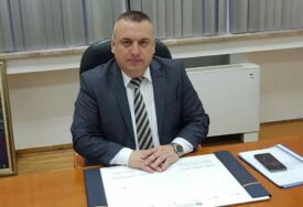 “Za 3 decenije promijenio je sve ideologije i politike” Radulović odgovorio Dodiku i poručio da je politički očajnik