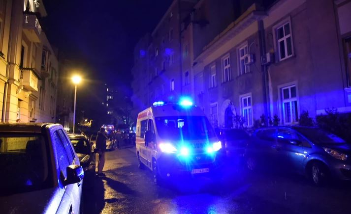 Pucnjava u Beogradu: Muškarac pogođen u grudi, prevezen na reanimaciju