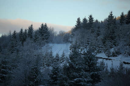 Zima u svojim bojama: Sutra hladno, snježni nanosi mogući u višim predjelima