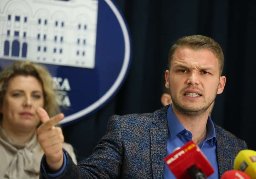 “Pametniji popušta” Stanivuković poručuje da će Grad isplatiti naknadu porodiljama u CJELOKUPNOM IZNOSU