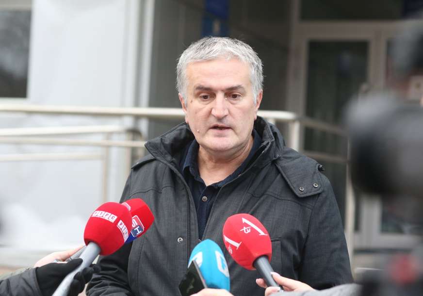 Krivične prijave protiv Stanivukovića: U tužilaštvu sa papirima zbog regulacionih planova, nabavke IT opreme i trošenja novca (FOTO)