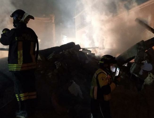 Srušila se zgrada nakon eksplozije gasa na Siciliji: Nestalo osmoro ljudi, među njima i TROJE DJECE