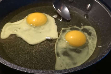 BACITE IH ODMAH Ukoliko primjetite ovu promjenu na jajetu, to je jasan znak da nije za jelo
