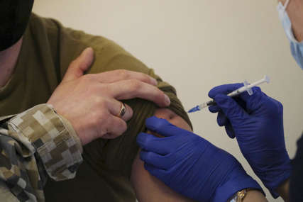 "Imamo vakcinu protiv svih sojeva korone" Američka vojska završila prvu fazu testiranja na ljudima