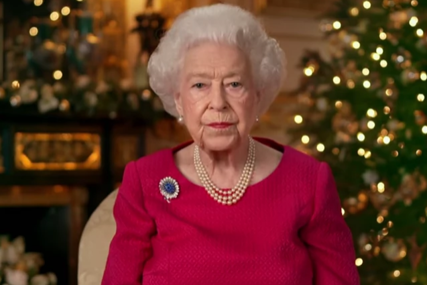 Emotivan govor Kraljice Elizabete "Božić može biti težak kad izgubite najvoljenije, ove godine to posebno razumijem" (VIDEO)