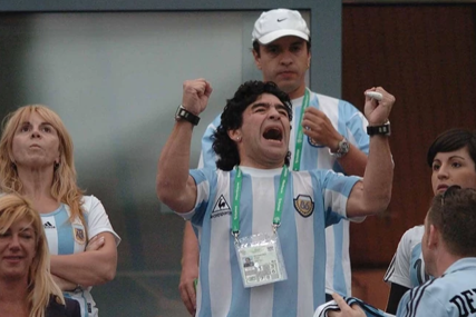 Zvanično na aukciji: Prodaje se Zlatna lopta koju je osvojio Dijego Armando Maradona