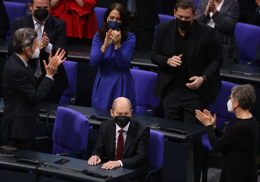 KRAJ VLADAVINE ANGELE MERKEL Olaf Šolc izabran za novog kancelara Njemačke