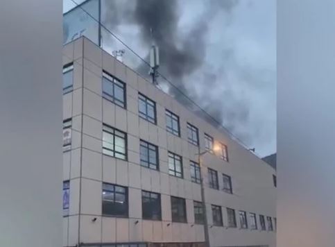 POŽAR NA TAŠMAJDANU? Gust crni oblak dima iznad sportskog centra (VIDEO)