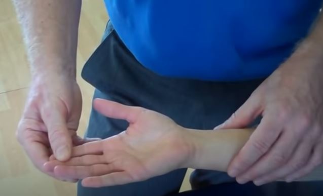 OBRATITE PAŽNJU Trnjenje ruku može biti simptom opasnih bolesti