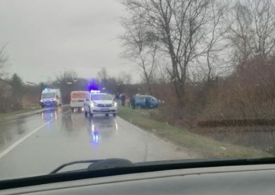 TRAGEDIJA NA PUTU Muškarac poginuo u teškoj saobraćajnoj nesreći (FOTO)