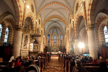 PRENOS NA TELEVIZIJI I ove godine u Sarajevskoj katedrali bez božićne mise