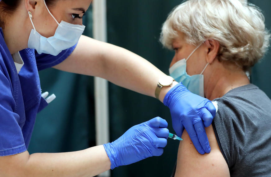 Prednjači buster doza: Zdravstvenim ustanovama isporučeno još 2.259 vakcina protiv korone